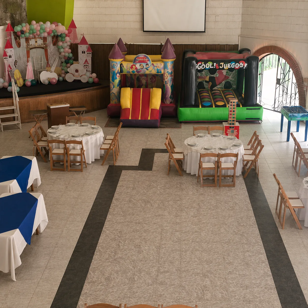 Inflables preparados para una celebración infantil